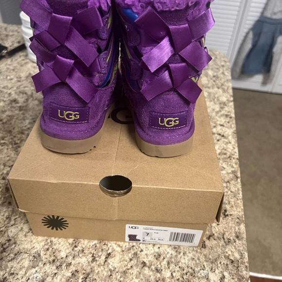 bailey bow ii galactic toddler uggs - Picture 4 of 4